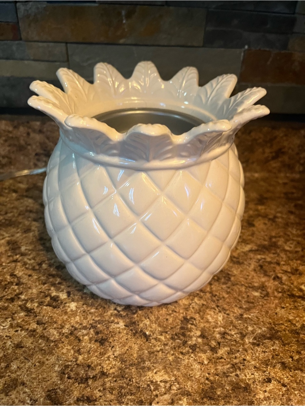 Yankee Candle White Ceramic Pineapple Wax Warmer
